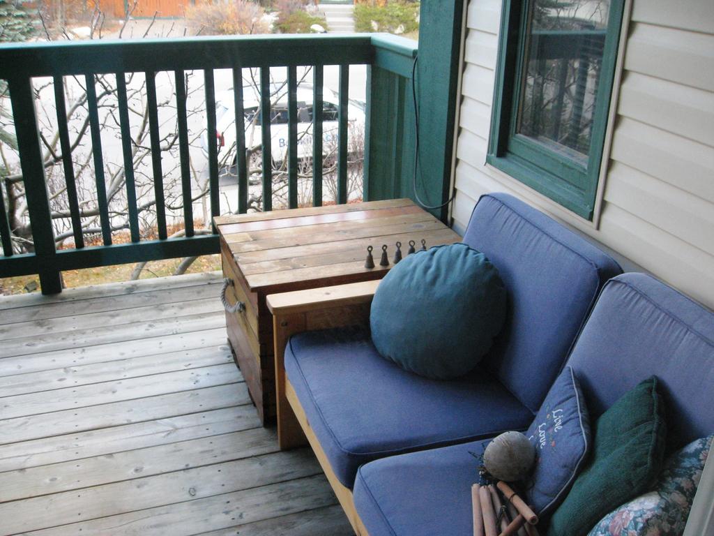 Avens Renaissance B&B Canmore Kültér fotó
