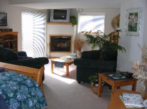 Avens Renaissance B&B Canmore Szoba fotó